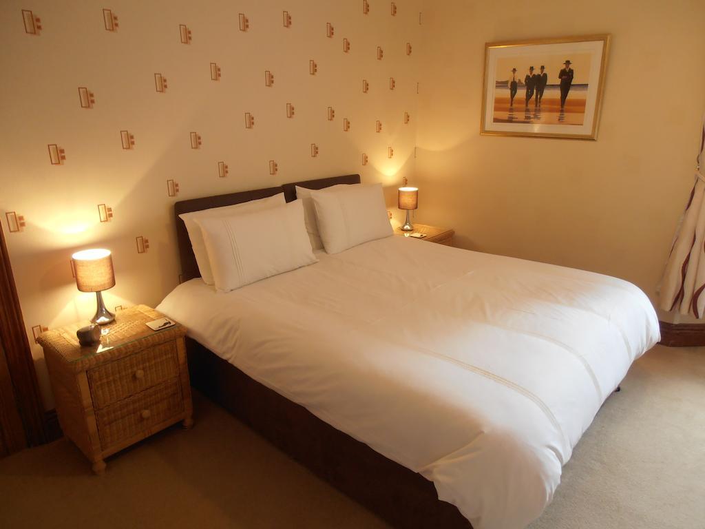 Meadowlea Guest House Okehampton Room photo