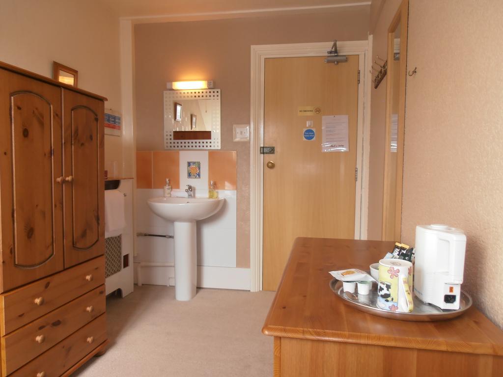 Meadowlea Guest House Okehampton Room photo